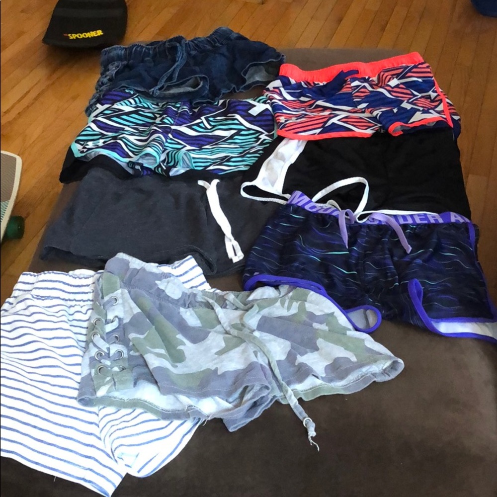 8 pair of girls shorts
